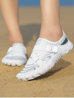 Unisex Beach Shoes Water Shoes Fitness Shoes Five Finger Swimming Shoes Outdoor Wading Shoes For Couples